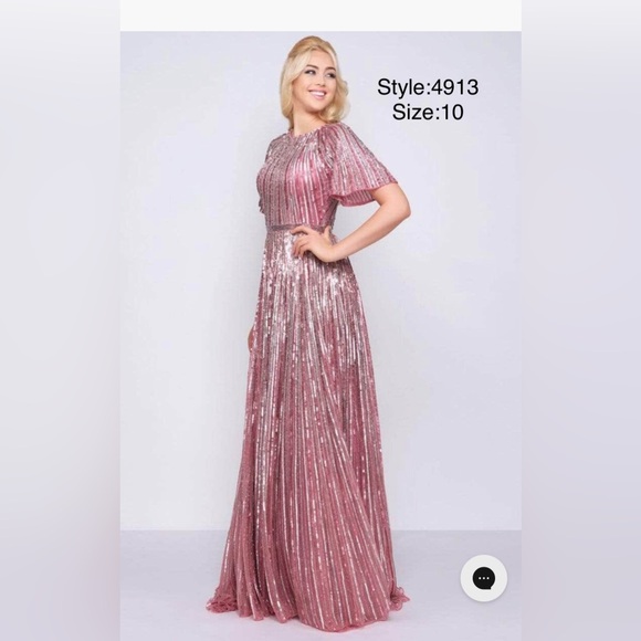 Bell sleeve ombré sequined gown - Picture 2 of 4